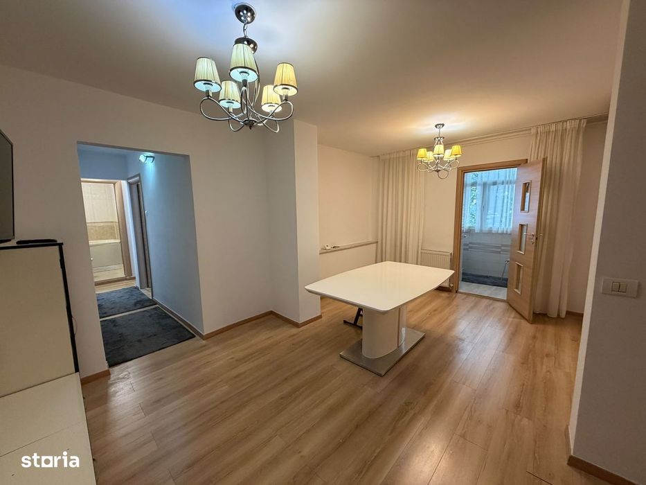 Apartament de Vanzare 3 camere Crangasi — fotografia 1
