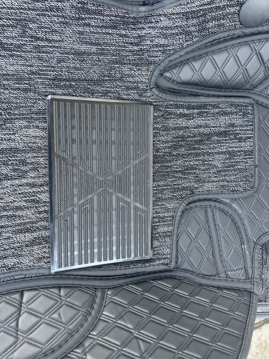 Продам полики Субару-Форестер