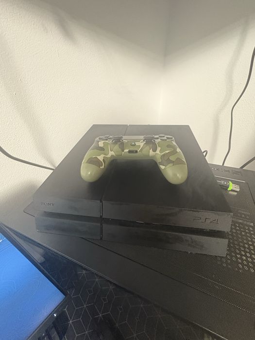 Vand ps4 ca si nou