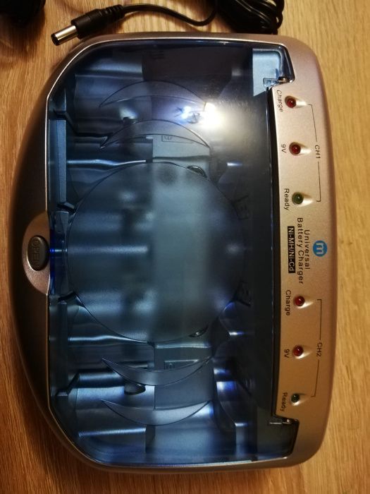 Incarcator baterii / acumulatori toate tipurile NOU transport GRATUIT