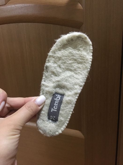 Продам демисезонные сапожки.
