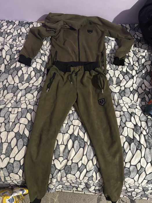 3 комплекта и 1 Блуза