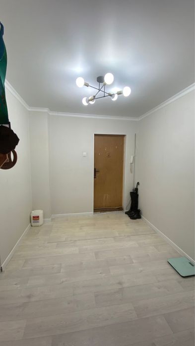 Продам 2 х ком квартиру