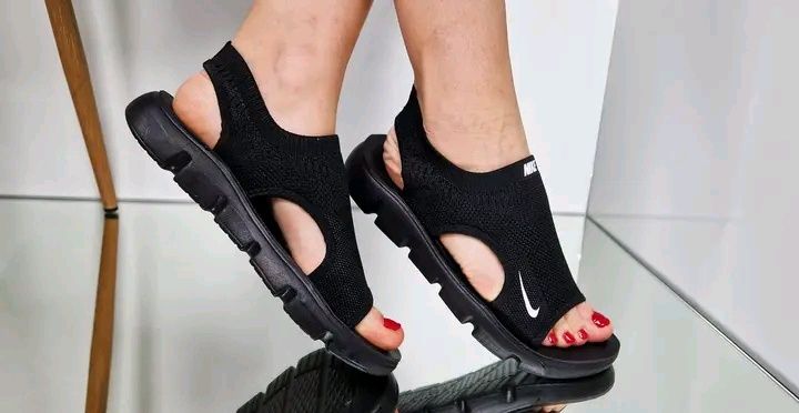 Дамски сандали Nike