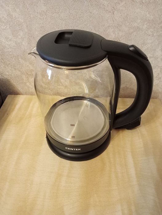 Чайник электрический бытовой