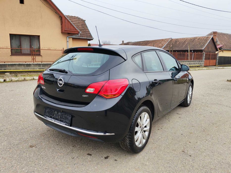 Opel Astra J 1.7 CDTI, Climatronic, Navi, an 2013