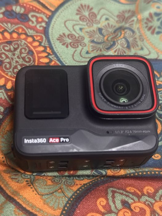 insta360 ace pro экшн камера