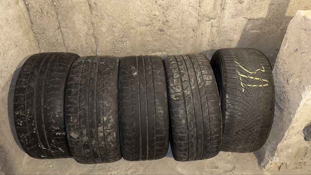 Четири Летни гуми и зимна една 295/40/R21