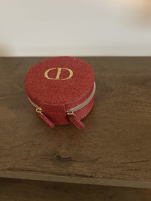 Cutie bijuterii Christian Dior