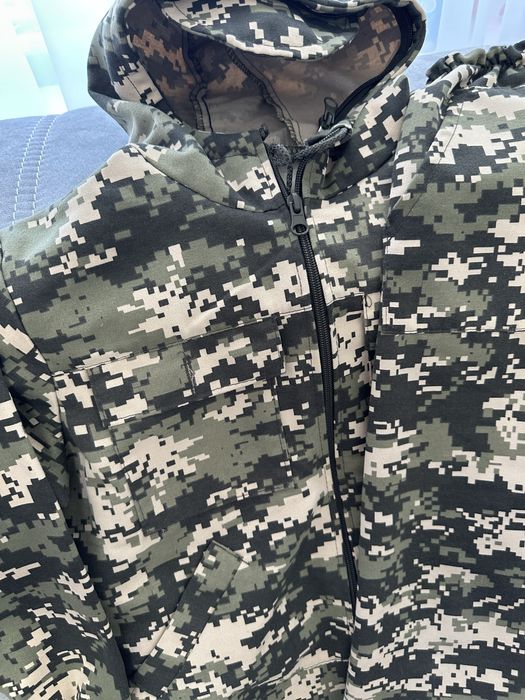 Камуфляжный костюм