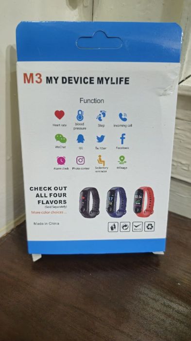 Срочно продам новые часы