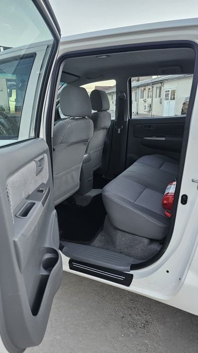 Vând Toyota Hilux 2.5D, 4x4