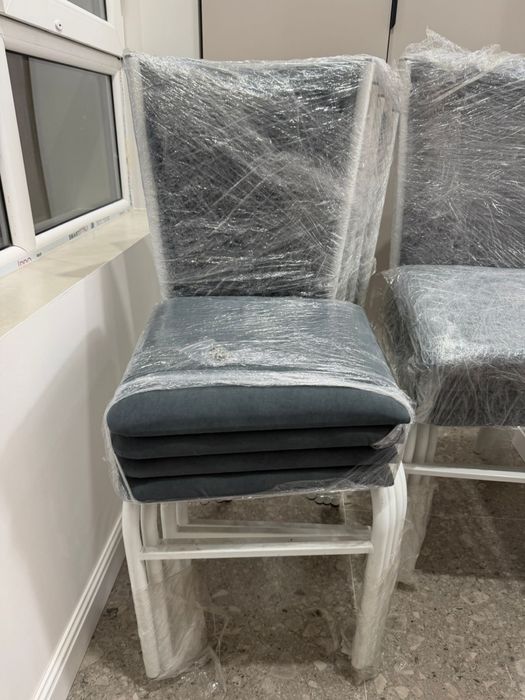 Продам стулья. Новые.