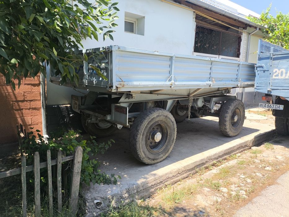 Продается ЗИЛ 130 + тележка