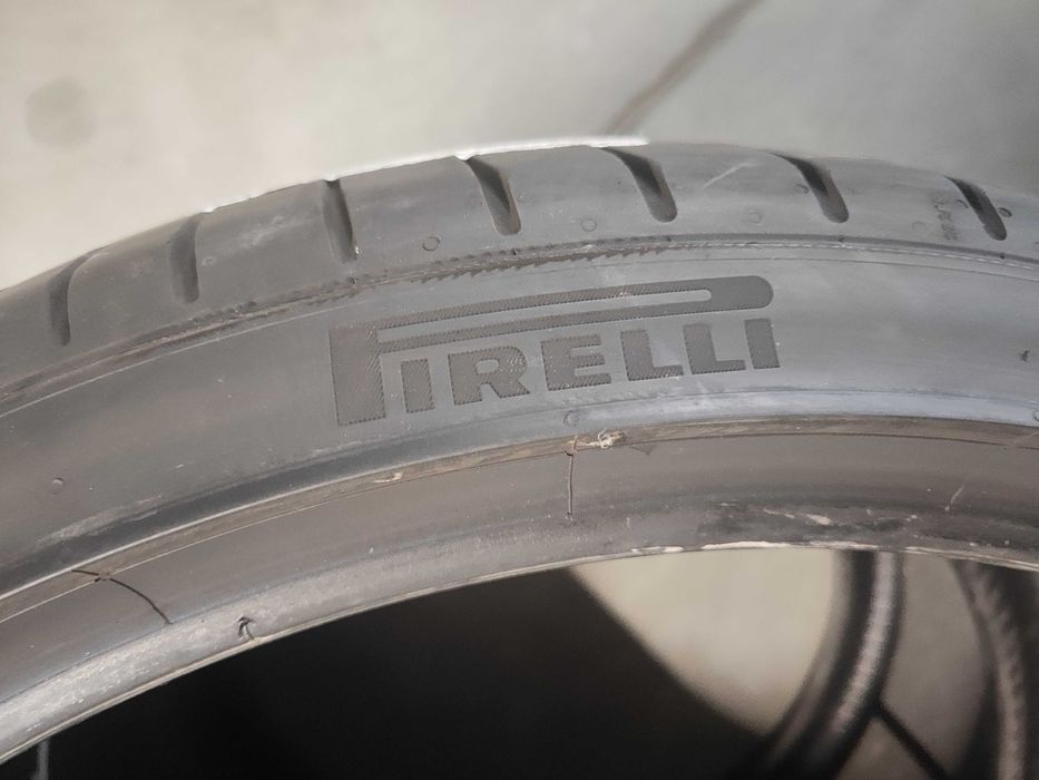 2бр. летни гуми 245/35/21 Pirelli