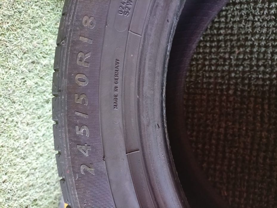 245 50 18 Dunlop