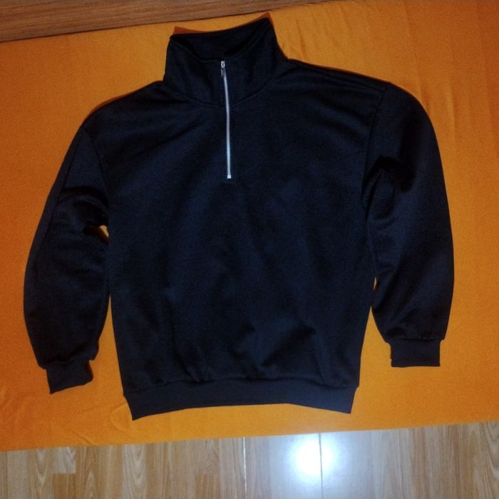 Мъжко яке и мъжка блуза с цип