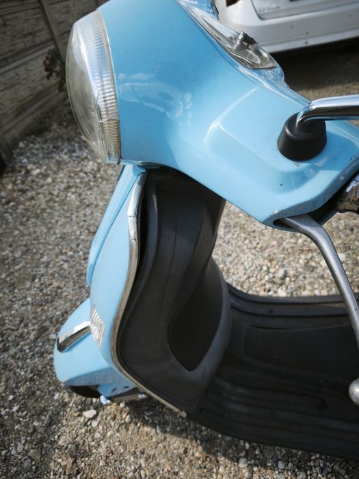 Scuter Vespa capacitate 49cmc