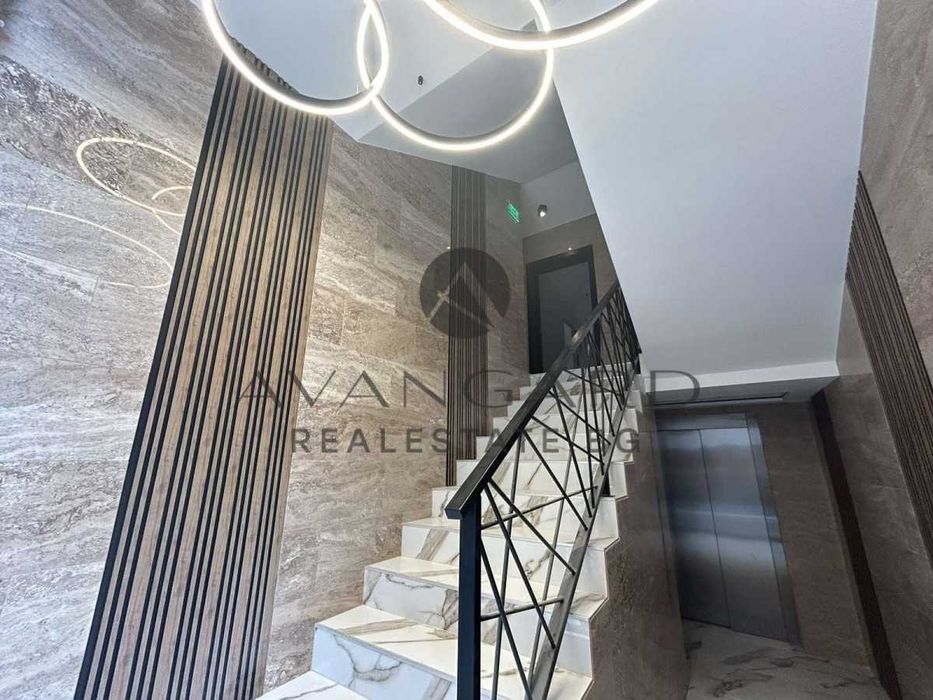 Продава се Четиристаен апартамент в Пловдив, Христо Смирненски - 109 кв.м за 1397 €/кв.м - Снимка #11