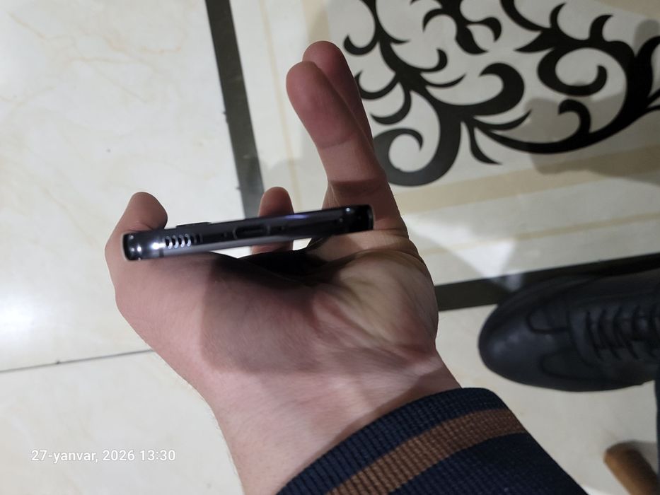 Samsung s23 yaxshi holatda