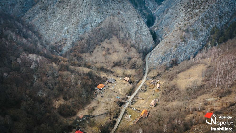 Exclusivitate! Casa cu teren Cheile Runcului