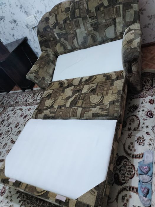 Продам диванчик -- софа,раскладной