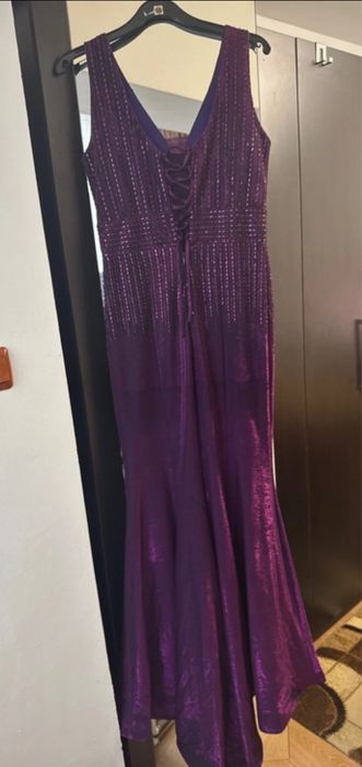 Vand rochie lunga de nasa de nunta