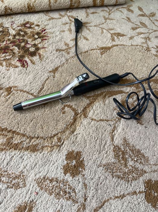 Плойка для завивки  волос