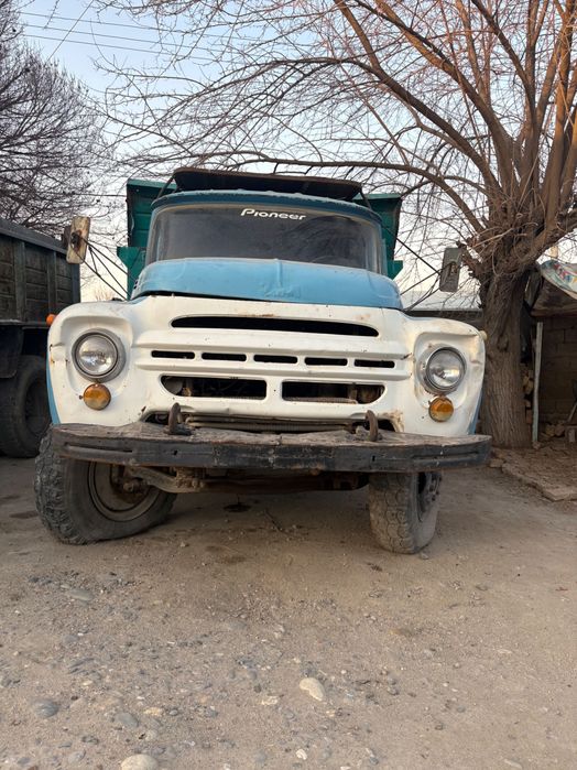 Зил самосвал яхши холатда