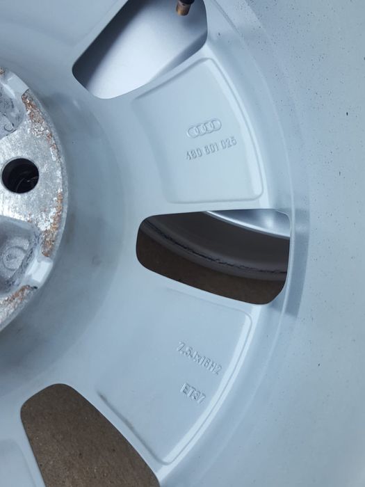 Jante 16 originale audi a6 a4 a3 , 5x112 , 7.5j et 37