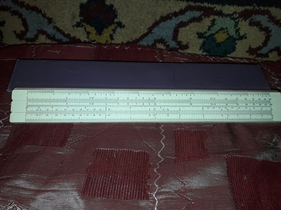 Очень редкая измерительная линейка.
