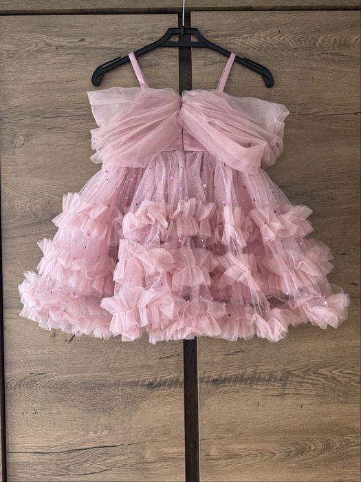 Rochie fetite roz cu tulle si perle