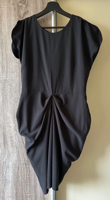 Къса черна рокля Guess