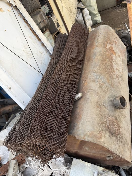 Продам сетку рабицу.