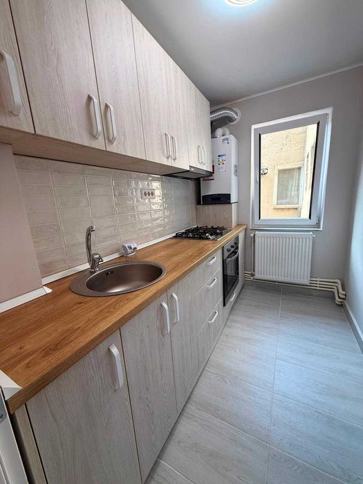 Apartament 2 camere de vânzare – Complet renovat, totul nou!
