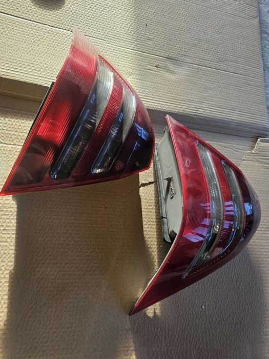 Lampa stop pe aripa dreapta stânga Mercedes-Benz C-Class W203/S203/CL2