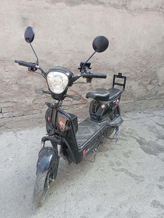 Продам скутер СК 8