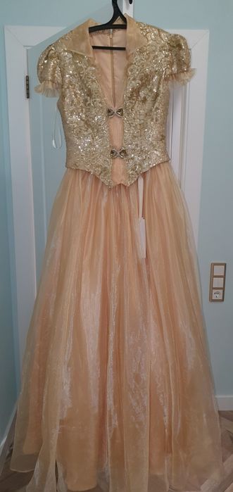 Новое вечернее платье