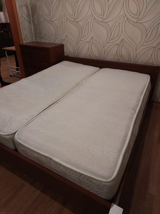 Шкаф  зеркальный