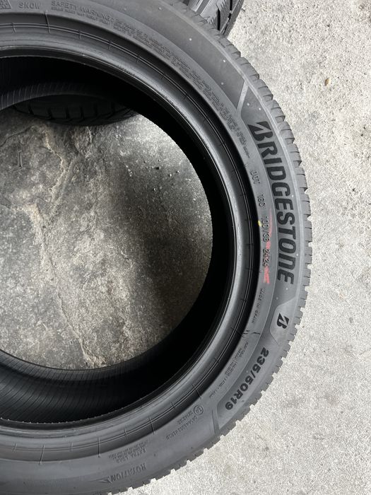 4 anvelope 235/50/19 , Bridgestone , DOT 2024 , 6.7 mm