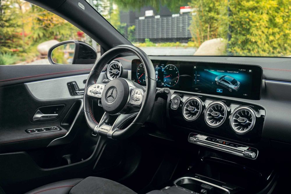 Mercedes-Benz CLA 250 Coupe - AMG Line 2023