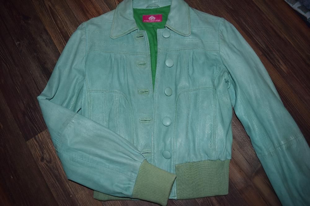 НАМАЛЕНО-Яке Fornarina- ест.кожа, цвят мента