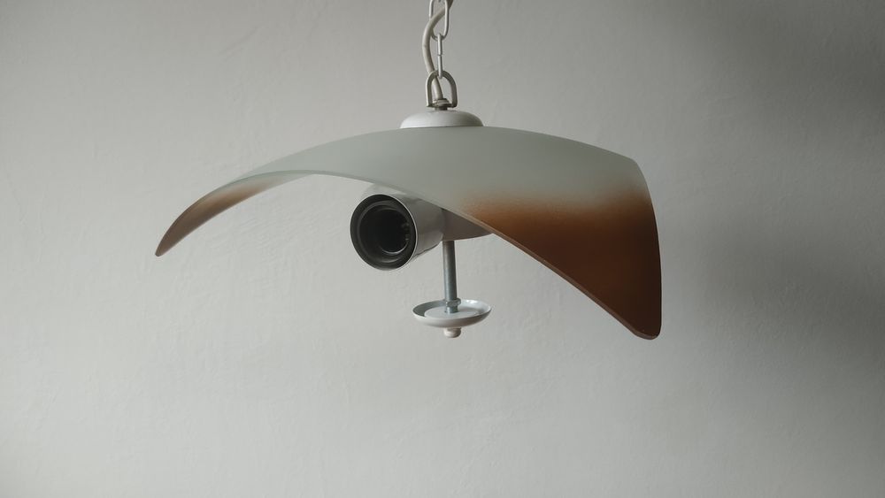 Полилей тройка с триъгълен абажур