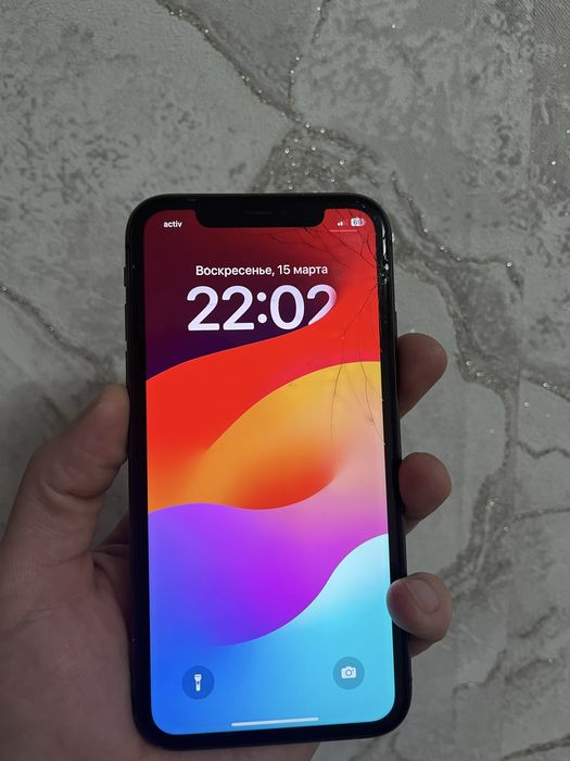 Айфон 11/64GB Айфон