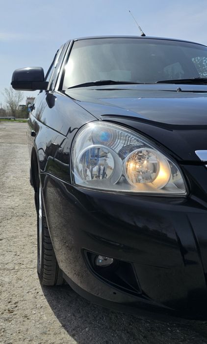 Продам приору 2 конец 2013 года