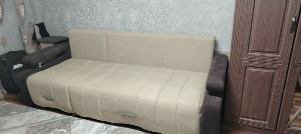 Продам диван отличный