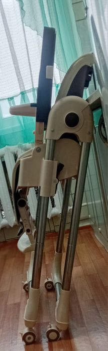 Стульчик для кормления-шезлонг