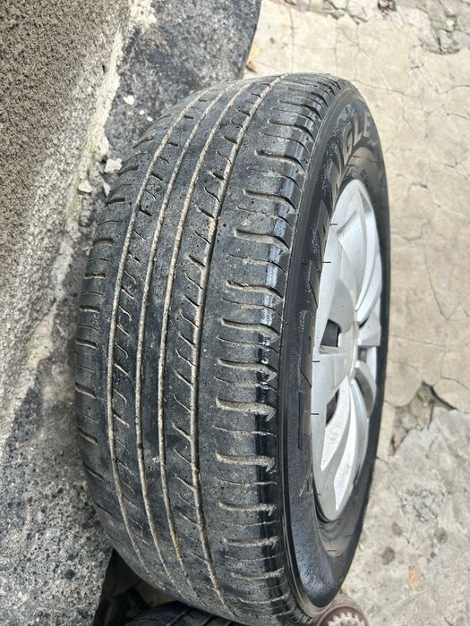 Продам диски с резиной на 14