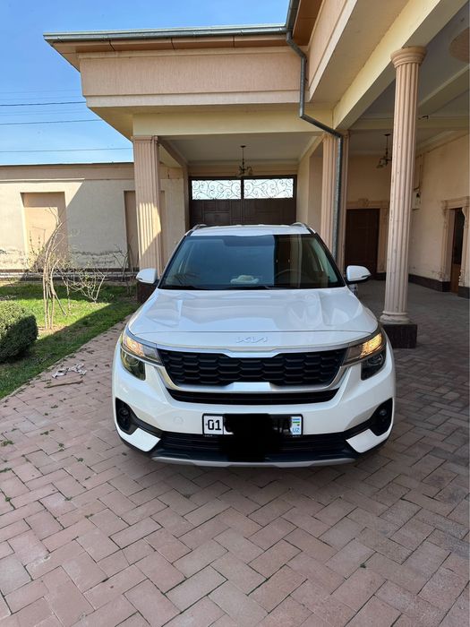 Авто машина KIA Seltos