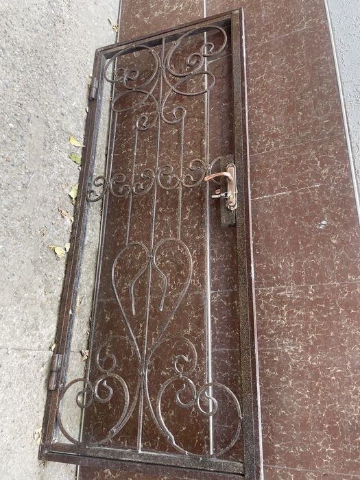 Решетка-дверь металлическая 80х200см